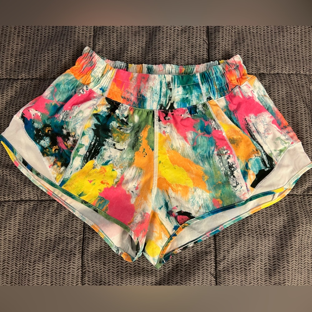 EUC Lululemon Hotty Hot shorts, size 4, abstract floral.